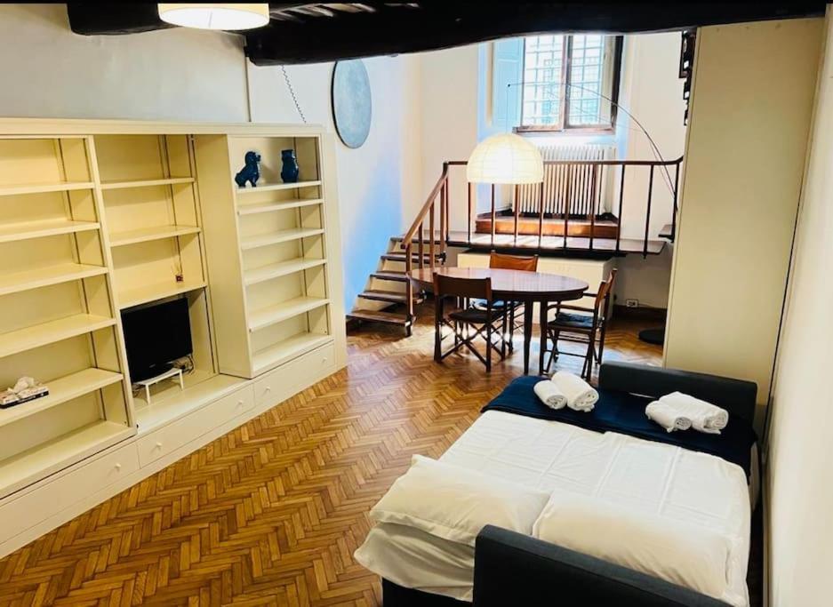 Ponte Vecchio Cozy Oltrarno Apartment Florenz
